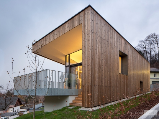 house T by haro